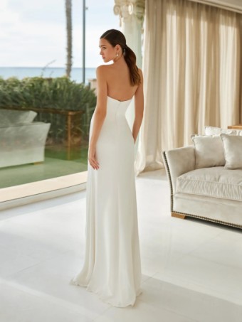 Pronovias #1 thumbnail