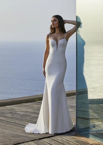 Pronovias #1 thumbnail