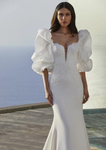 Pronovias #4 thumbnail