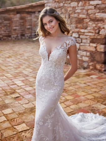 Pronovias #1 thumbnail