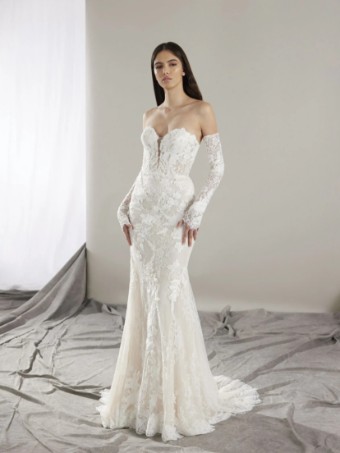 Pronovias #3 thumbnail