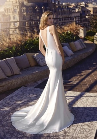 Pronovias #1 thumbnail