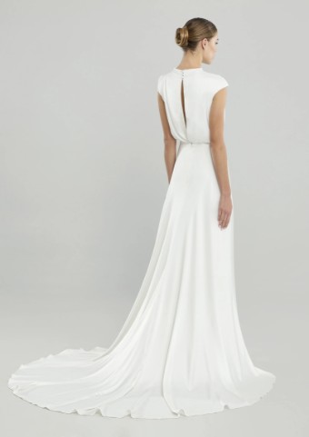 Pronovias #5 thumbnail