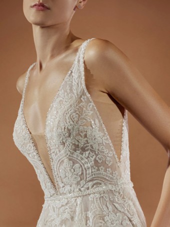 Pronovias #2 thumbnail