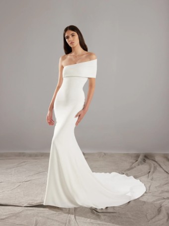 Pronovias #6 thumbnail