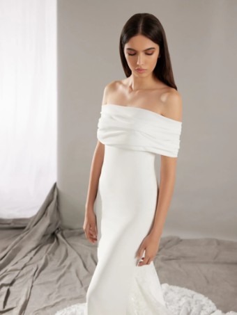 Pronovias #9 thumbnail