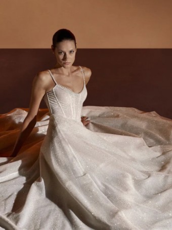 Pronovias #3 thumbnail