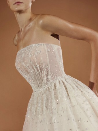 Pronovias #2 thumbnail